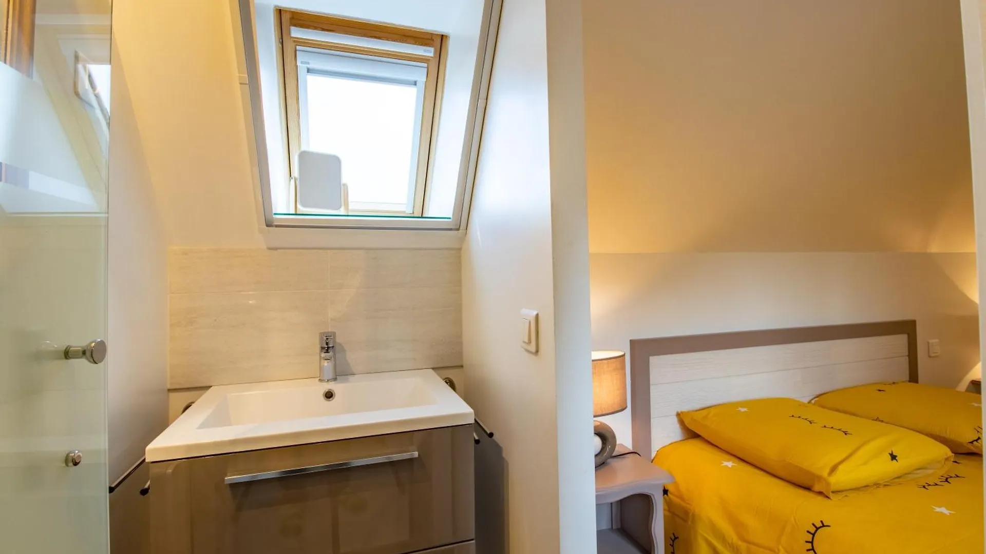La Boutique Germain 4 A 6 Personnes Villa Lacave  Holiday home Lacave (Lot)